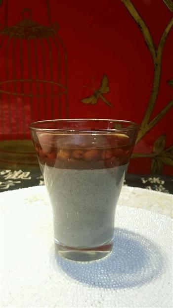 蜜豆芝麻牛奶冻怎么做，蜜豆芝麻牛奶冻怎么做好吃，蜜豆芝麻牛奶冻做法