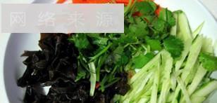 拌烤麸怎么做，拌烤麸怎么做好吃，拌烤麸做法