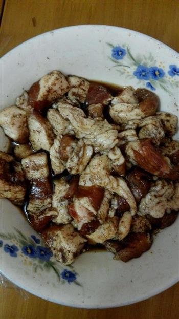 广式海鲜咸肉粽怎么做，广式海鲜咸肉粽怎么做好吃，广式海鲜咸肉粽做法