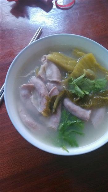 咸菜粉肠汤怎么做，咸菜粉肠汤怎么做好吃，咸菜粉肠汤做法