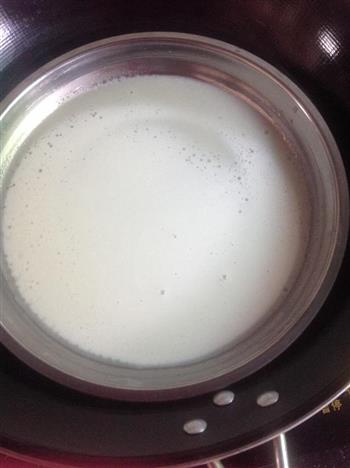 凉拌面皮怎么做，凉拌面皮怎么做好吃，凉拌面皮做法