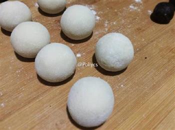 玫瑰黑芝麻汤圆怎么做，玫瑰黑芝麻汤圆怎么做好吃，玫瑰黑芝麻汤圆做法
