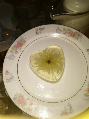 菊花水信玄饼怎么做，菊花水信玄饼怎么做好吃，菊花水信玄饼做法