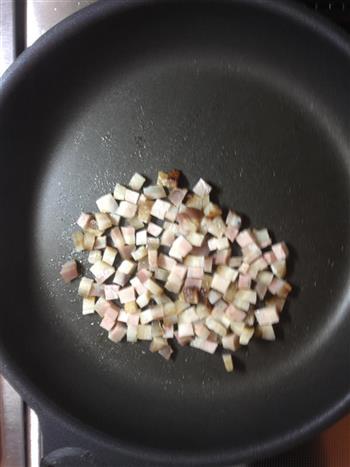 腊虾蔬奶白酱焗饭怎么做，腊虾蔬奶白酱焗饭怎么做好吃，腊虾蔬奶白酱焗饭做法