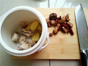 简易电饭锅炖鸡汤怎么做，简易电饭锅炖鸡汤怎么做好吃，简易电饭锅炖鸡汤做法