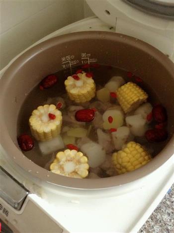 山药玉米排骨汤怎么做，山药玉米排骨汤怎么做好吃，山药玉米排骨汤做法
