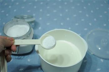 烤箱版老酸奶 怎么做，烤箱版老酸奶 怎么做好吃，烤箱版老酸奶 做法
