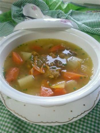 蛹虫草排骨煲一广式靓汤怎么做，蛹虫草排骨煲一广式靓汤怎么做好吃，蛹虫草排骨煲一广式靓汤做法
