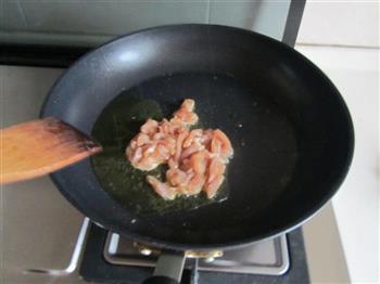 黑椒肉丝炒土豆粉怎么做，黑椒肉丝炒土豆粉怎么做好吃，黑椒肉丝炒土豆粉做法