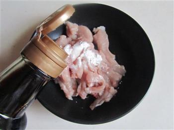 黑椒肉丝炒土豆粉怎么做，黑椒肉丝炒土豆粉怎么做好吃，黑椒肉丝炒土豆粉做法
