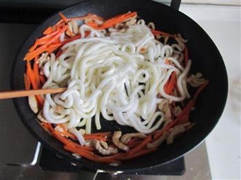 黑椒肉丝炒土豆粉怎么做，黑椒肉丝炒土豆粉怎么做好吃，黑椒肉丝炒土豆粉做法