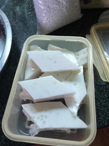 西米牛奶椰汁糕怎么做，西米牛奶椰汁糕怎么做好吃，西米牛奶椰汁糕做法