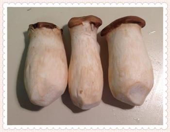 干煎杏鲍菇怎么做，干煎杏鲍菇怎么做好吃，干煎杏鲍菇做法