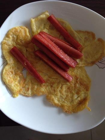 鸡蛋火腿番茄芝士三明治怎么做，鸡蛋火腿番茄芝士三明治怎么做好吃，鸡蛋火腿番茄芝士三明治做法