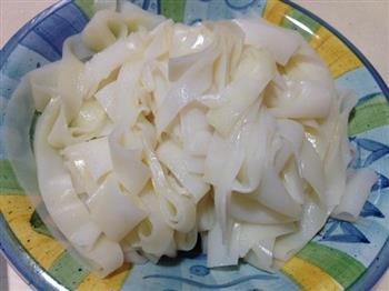 西北风味凉皮怎么做，西北风味凉皮怎么做好吃，西北风味凉皮做法