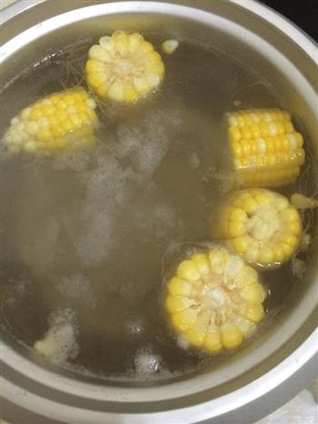 萝卜玉米排骨汤怎么做，萝卜玉米排骨汤怎么做好吃，萝卜玉米排骨汤做法