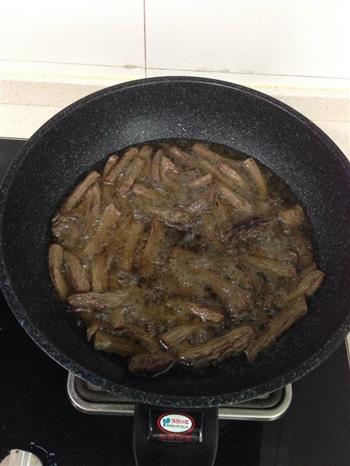 手撕麻辣牛肉条怎么做，手撕麻辣牛肉条怎么做好吃，手撕麻辣牛肉条做法