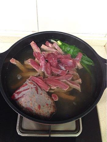 手撕麻辣牛肉条怎么做，手撕麻辣牛肉条怎么做好吃，手撕麻辣牛肉条做法