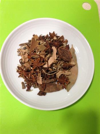 手撕麻辣牛肉条怎么做，手撕麻辣牛肉条怎么做好吃，手撕麻辣牛肉条做法