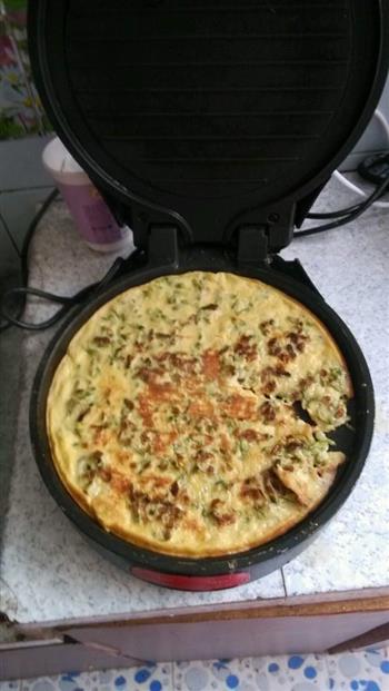 飘香槐花饼怎么做，飘香槐花饼怎么做好吃，飘香槐花饼做法