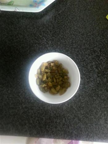 葡萄干软香小饼怎么做，葡萄干软香小饼怎么做好吃，葡萄干软香小饼做法