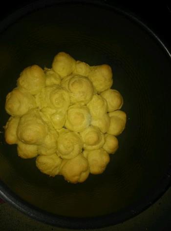 电饭锅面包怎么做，电饭锅面包怎么做好吃，电饭锅面包做法