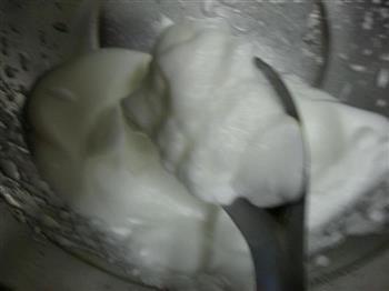 一个鸡蛋简单做迷你蛋糕怎么做，一个鸡蛋简单做迷你蛋糕怎么做好吃，一个鸡蛋简单做迷你蛋糕做法
