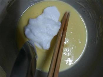 一个鸡蛋简单做迷你蛋糕怎么做，一个鸡蛋简单做迷你蛋糕怎么做好吃，一个鸡蛋简单做迷你蛋糕做法