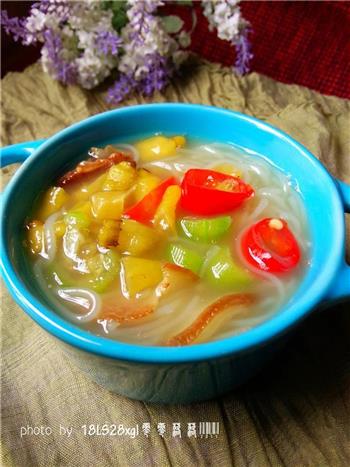 泡椒粉丝汤怎么做，泡椒粉丝汤怎么做好吃，泡椒粉丝汤做法