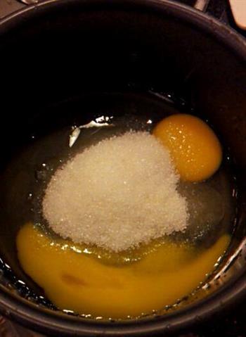 不用烤箱的焦糖布丁怎么做，不用烤箱的焦糖布丁怎么做好吃，不用烤箱的焦糖布丁做法