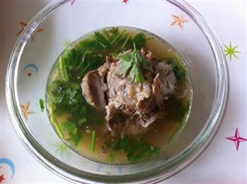 棒骨煮汤怎么做，棒骨煮汤怎么做好吃，棒骨煮汤做法