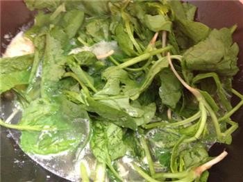 另类菠菜蛋花汤怎么做，另类菠菜蛋花汤怎么做好吃，另类菠菜蛋花汤做法