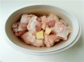 玉米枸杞筒骨汤怎么做，玉米枸杞筒骨汤怎么做好吃，玉米枸杞筒骨汤做法