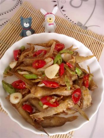 食心食意-香辣小鱼怎么做，食心食意-香辣小鱼怎么做好吃，食心食意-香辣小鱼做法