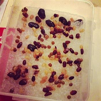 椰汁牛奶蜜豆西米糕怎么做，椰汁牛奶蜜豆西米糕怎么做好吃，椰汁牛奶蜜豆西米糕做法