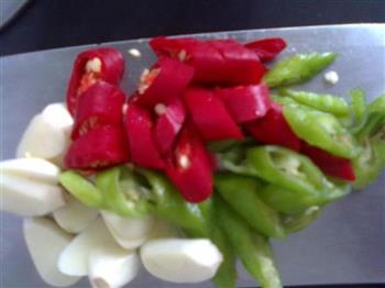 食心食意-香辣小鱼怎么做，食心食意-香辣小鱼怎么做好吃，食心食意-香辣小鱼做法
