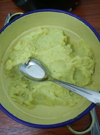 蟹柳土豆丸子怎么做，蟹柳土豆丸子怎么做好吃，蟹柳土豆丸子做法