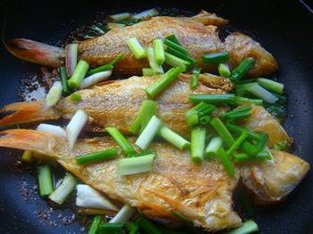 香煎红杉鱼怎么做，香煎红杉鱼怎么做好吃，香煎红杉鱼做法