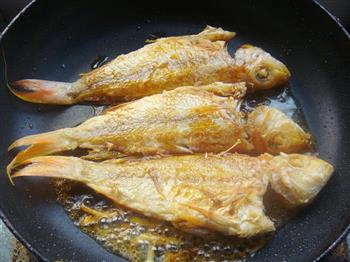 香煎红杉鱼怎么做，香煎红杉鱼怎么做好吃，香煎红杉鱼做法