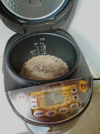 黄金七谷杂粮卷怎么做，黄金七谷杂粮卷怎么做好吃，黄金七谷杂粮卷做法