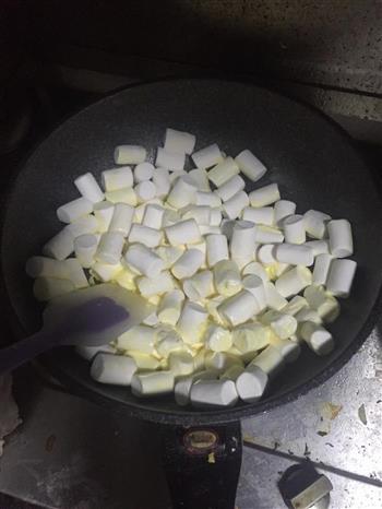 巧克力牛轧糖怎么做，巧克力牛轧糖怎么做好吃，巧克力牛轧糖做法