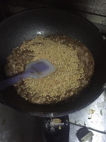 巧克力牛轧糖怎么做，巧克力牛轧糖怎么做好吃，巧克力牛轧糖做法
