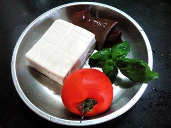 番茄豆腐烩鱼肉怎么做，番茄豆腐烩鱼肉怎么做好吃，番茄豆腐烩鱼肉做法