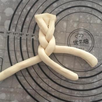 甜味软麻花怎么做，甜味软麻花怎么做好吃，甜味软麻花做法