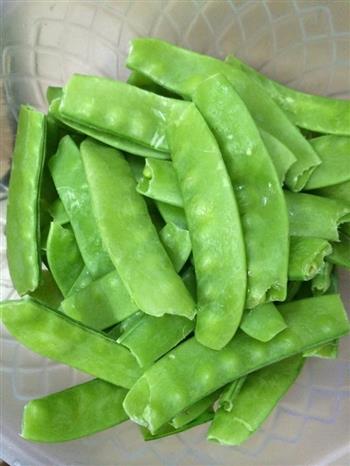 荷兰豆炒鱿鱼怎么做，荷兰豆炒鱿鱼怎么做好吃，荷兰豆炒鱿鱼做法