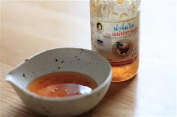 泰式炸虾饼怎么做，泰式炸虾饼怎么做好吃，泰式炸虾饼做法