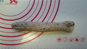 黑芝麻贝果怎么做，黑芝麻贝果怎么做好吃，黑芝麻贝果做法