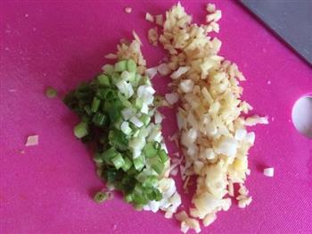 油爆明虾怎么做，油爆明虾怎么做好吃，油爆明虾做法