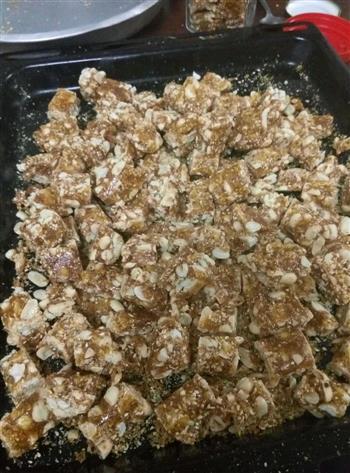 花生芝麻糖怎么做，花生芝麻糖怎么做好吃，花生芝麻糖做法