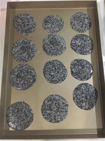 黑芝麻薄脆怎么做，黑芝麻薄脆怎么做好吃，黑芝麻薄脆做法